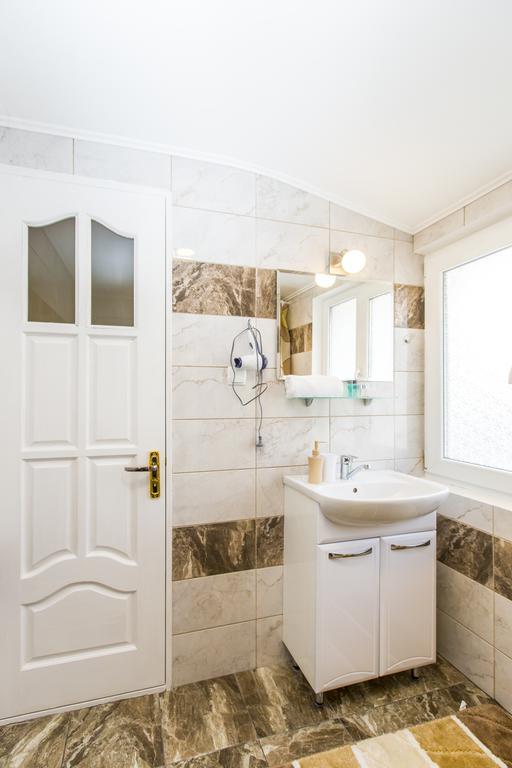 Apartments Kamyanitsa Яремче Номер фото